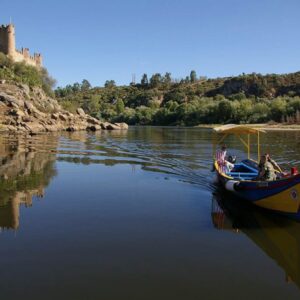 Castelo almourol by boat